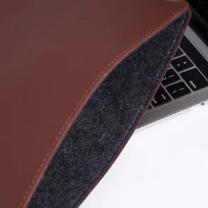 Фото: Чохол INCARNE Gamma Plus a15 Classic - MacBook Air15 2023-2024 Brown № 3 | KTC