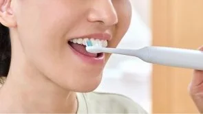 Фото: Насадка для зубної щітки Philips Sonicare W Optimal White 8 pcs (HX6068/87) № 6 | KTC