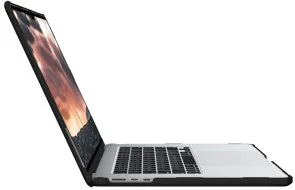 Фото: Чохол UAG for Macbook Air 15 2023-2025 M2/M3/M4/M5 - Plyo Ice/Black (134414114340) № 7 | KTC