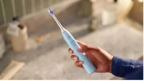 Фото: Електрична зубна щітка Philips Sonicare 6100 Series Blue + Travel case (HX7406/02) № 6 | KTC