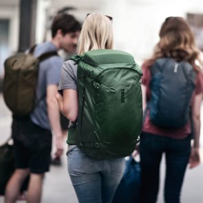 Туристичний рюкзак THULE Landmark Travel Pack 60L TLPF-260 Woman Hazy Green (3205316)