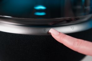 Колонка Harman Kardon Aura Studio 5 Wi-Fi/Bluetooth Black (HKAURAS5WFBSEP)