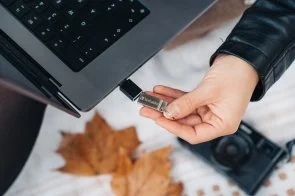 Фото: Флешка USB Verbatim Metal Executive Silver 64GB USB 2.0 (98750) № 6 | KTC