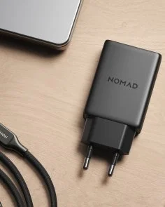Фото: Зарядний пристрій Nomad Slim GaN 40W Carbide (NM014773858) № 10 | KTC
