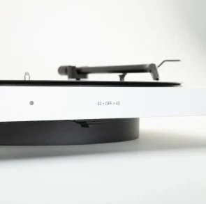 Фото: Програвач вінілу Tone Factory Turntable Satin White (9120097825506) № 6 | KTC