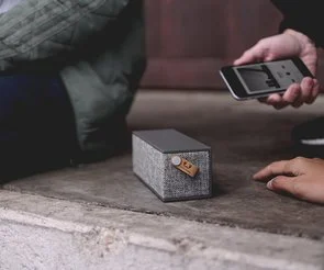 Фото: Портативна колонка Fresh 'N Rebel Rockbox Brick Fabriq Edition Bluetooth Concrete (1RB3000CC) № 5 | KTC