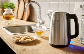 Фото: Електрочайник Philips Viva Collection (HD9351/90) № 5 | KTC