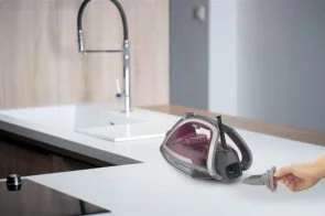 Фото: Праска Tefal Ultragliss Plus FV6840E0 № 8 | KTC