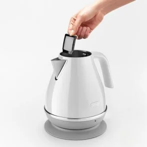 Фото: Електрочайник DeLonghi KBOC 2001 W Icona Capitals № 5 | KTC