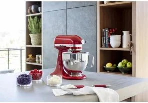 Фото: Планетарний міксер KitchenAid Mixer tilt-head 4.8L Artisan 5KSM125 Red (5KSM125EER) № 9 | KTC