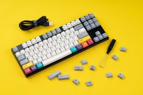 Клавіатура Varmilo VEA87 CMYK Cherry Mx Red Multicolor UKR/ENG/RU (A23A024A3A1A06A007)