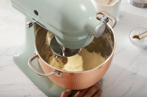 Планетарний міксер KitchenAid Mixer Design Series 4.7L Artisan 5KSM180L Blossom (5KSM180LEELB)