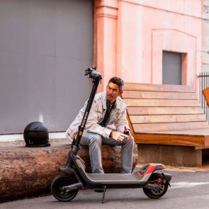 Електросамокат Ninebot by Segway P100SE Black (AA.00.0012.49)