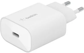 Фото: Зарядний пристрій Belkin BoostCharger 25W White with Type-C/Lightning (WCA004VF1MWH-B5) № 2 | KTC