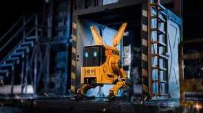 Фото: Зарядний пристрій Gravastar Alpha65 GaN 65W War Damaged Yellow (GRAVASTARA65_YLW_EUK) № 13 | KTC