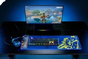 Фото: Килимок Razer Goliathus Chroma Extended Fortnite (RZ02-02500800-R3M1) № 5 | KTC