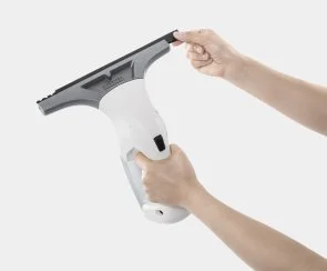 Фото: Мийник вікон Karcher WV 1 Plus White (1.633-608.0) № 3 | KTC