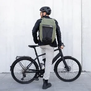 Фото: Рюкзак для ноутбука THULE Paramount Commuter 28L TPBBP-328 Soft Green (3205236) № 6 | KTC