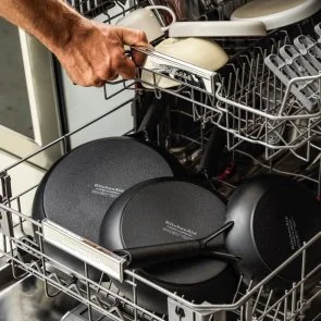 Фото: Набір сковорідок KitchenAid CFA 20cm/ 24cm/ 28cm 3pcs (CC003570-001) № 4 | KTC