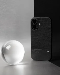 Фото: Чохол Native Union for Apple iPhone 17 - RE Classic Black (RECLA-BLK-NP25) № 2 | KTC