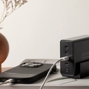 Зарядний пристрій Native Union Fast GaN Charger PD 140W Desktop Black (FAST-PD140-BLK-EU)