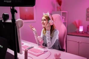 Фото: Гарнітура Razer Kraken Kitty V3 Pro Quartz (RZ04-05170200-R3M1) № 4 | KTC