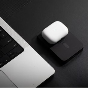 Батарея універсальна Native Union Re Classic Magnetic Qi2 10000mAh 20W Black (PB-10KMS-BLK)