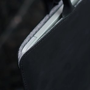 Чохол INCARNE Stem - MacBook Neo 13 2026 Black