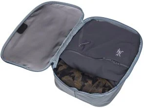 Фото: Органайзер THULE Packing Cube Medium TPCS-202 Pond Gray (3205573) № 3 | KTC