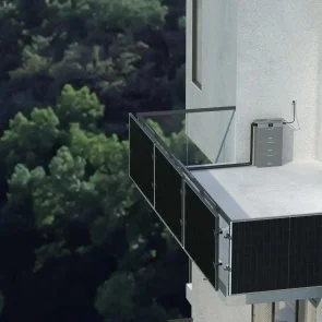 Фото: Зарядна станція Deye SUN-BK250 2500W 2560Wh 2 MPPT 32A (SUN-BK250-2.56KWH-EU-AM2-32L) № 9 | KTC