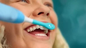 Фото: Електрична зубна щітка Philips Sonicare For Kids Smart Blue (HX6600/13) № 9 | KTC