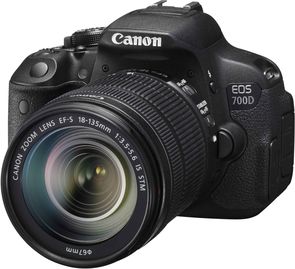 Цифрова фотокамера дзеркальна Canon EOS 700D kit 18-135 мм STM