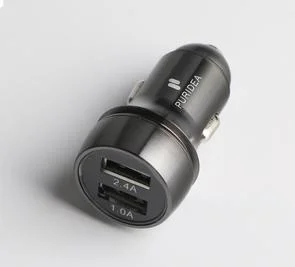 Фото: Автомобільний зарядний пристрій Puridea CC05 1xUSB 2.4A 1xUSB 1A Aluminum Grey (CC05-Grey) № 3 | KTC