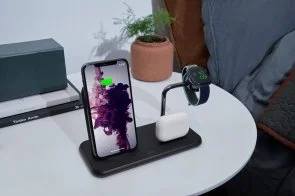 Фото: Док-станція Zens Stand Dock Watch Aluminium Wireless Charger 10W Black (ZEDC07B/00) № 6 | KTC
