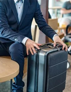 Фото: Валіза Xiaomi Ninetygo Light Business Boarding Case 20inch Titanium Gray (6970055342308) № 4 | KTC