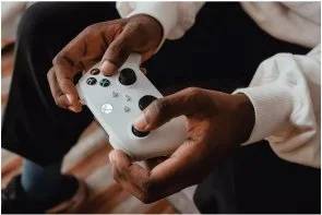 Фото: Геймпад Microsoft Xbox Wireless Controller Robot White (889842611564) № 4 | KTC