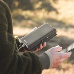 Фото: Батарея універсальна Sandberg Solar 4-Panel Powerbank 25000mAh 18W (420-56) № 6 | KTC