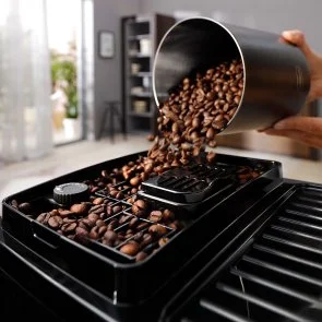Фото: Кавомашина DeLonghi ECAM 220.21.B Magnifica Start (ECAM 220.21 B) № 4 | KTC