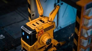 Фото: Зарядний пристрій Gravastar Alpha65 GaN 65W War Damaged Yellow (GRAVASTARA65_YLW_EUK) № 14 | KTC