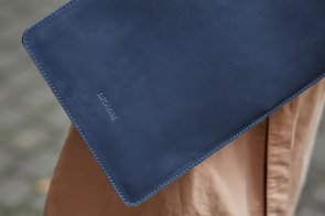 Чохол INCARNE Free Port 16 MacBook Pro15 2012-2015 / Pro16 2019-2024 Blue
