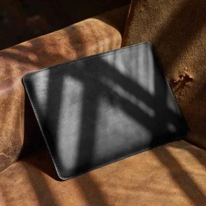 Фото: Чохол INCARNE Gamma Plus 13 - MacBook Air13 2018-2024 / Pro13 2016-2024 Black № 4 | KTC