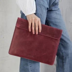 Фото: Чохол INCARNE Klouz a15 - MacBook Air15 2023-2024 Burgundy № 8 | KTC