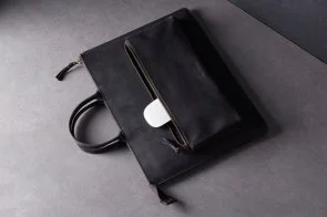 Фото: Чохол INCARNE Maryland 14 - MacBook Pro13 2012-2015 / Pro14 2021-2024 Black № 5 | KTC