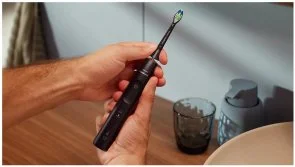 Фото: Електрична зубна щітка Philips Sonicare 5500 Series Black (HX7111/01) № 5 | KTC