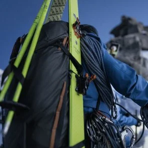 Фото: Туристичний рюкзак THULE Stir Alpine 40L Hiking Backpack TSTU-340 Obsidian (3204502) № 5 | KTC
