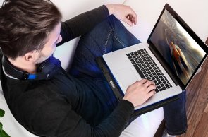 Підставка для ноутбука Yenkee Pad YSN 120