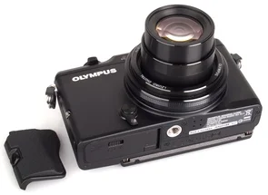 Фото: Цифрова фотокамера Olympus XZ-2 чорна № 5 | KTC