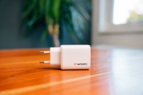 Зарядний пристрій Verbatim Essentials GaN 65W White (32353)