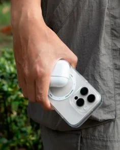 Фото: Чохол Native Union for Airpods 4th Gen - RE Clear (AP-4-TRA) № 9 | KTC