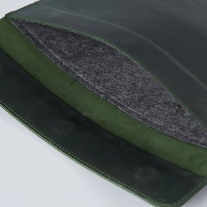 Чохол INCARNE Klouz - MacBook Neo 13 2026 Green